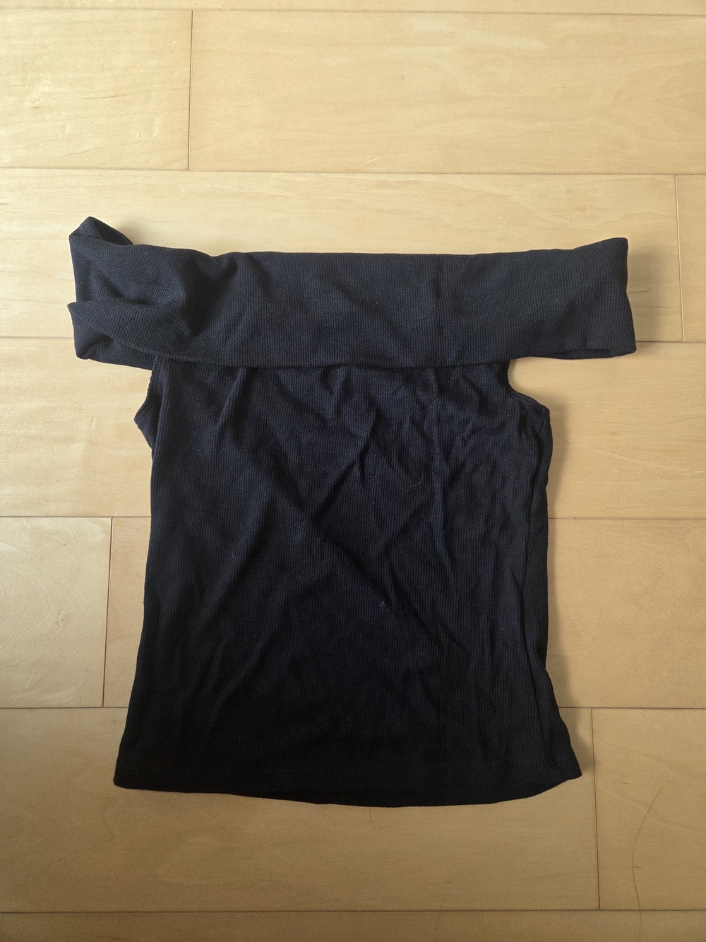 Garage Black Ribbed Top with Label